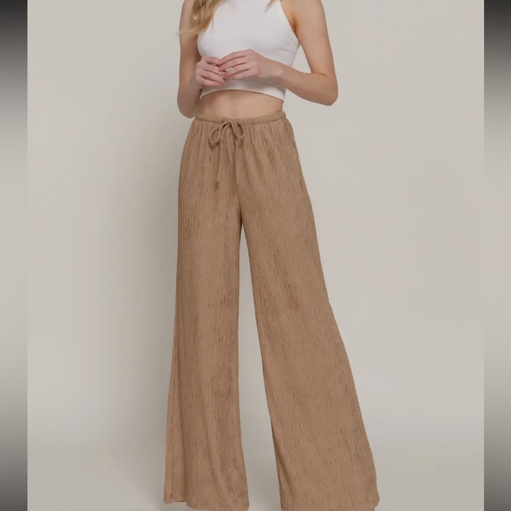 Women's Tan Wide-Leg Pants